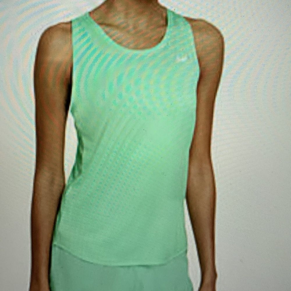 Nike Essential Running Tank - Picture 7 of 7